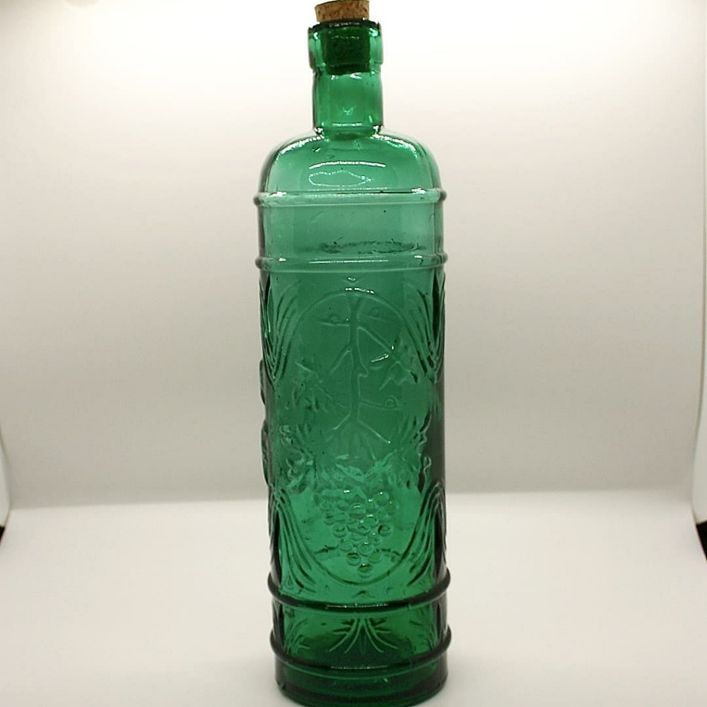 Green Glaas Decanter With Embossed Grape Design